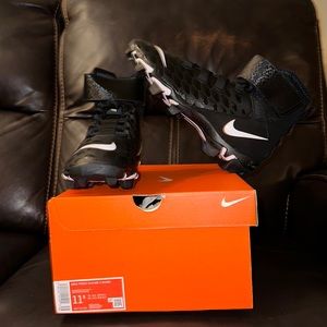 Nike Mens Force Savage 2 Shark football cleats